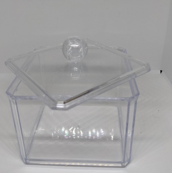 Acrylic makeup organizer - Picture 3 of 3